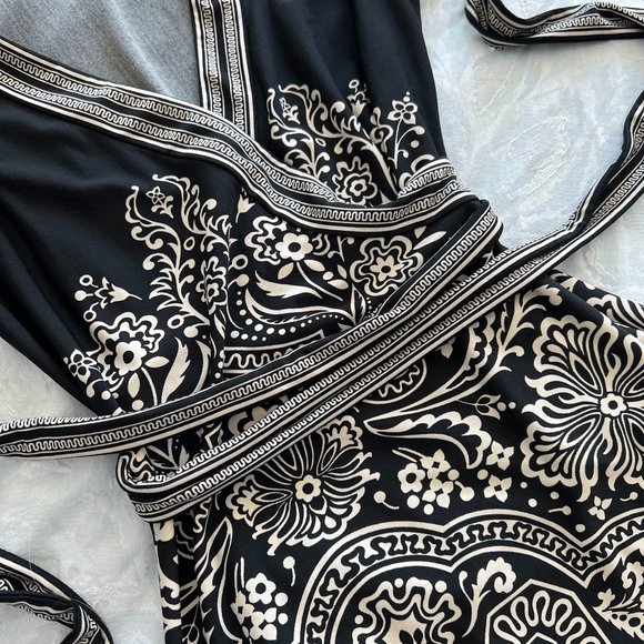 BCBG Shirt with Tie Belt - Picture 2 of 4